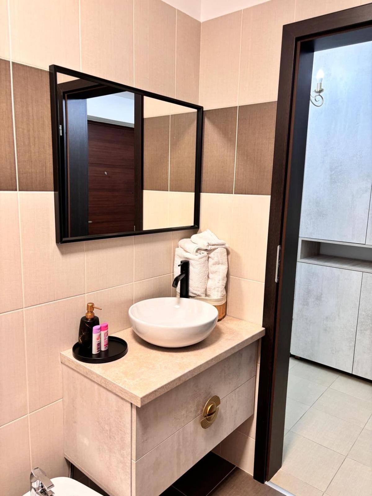 Premium Studio Mv Sibiu Buitenkant foto